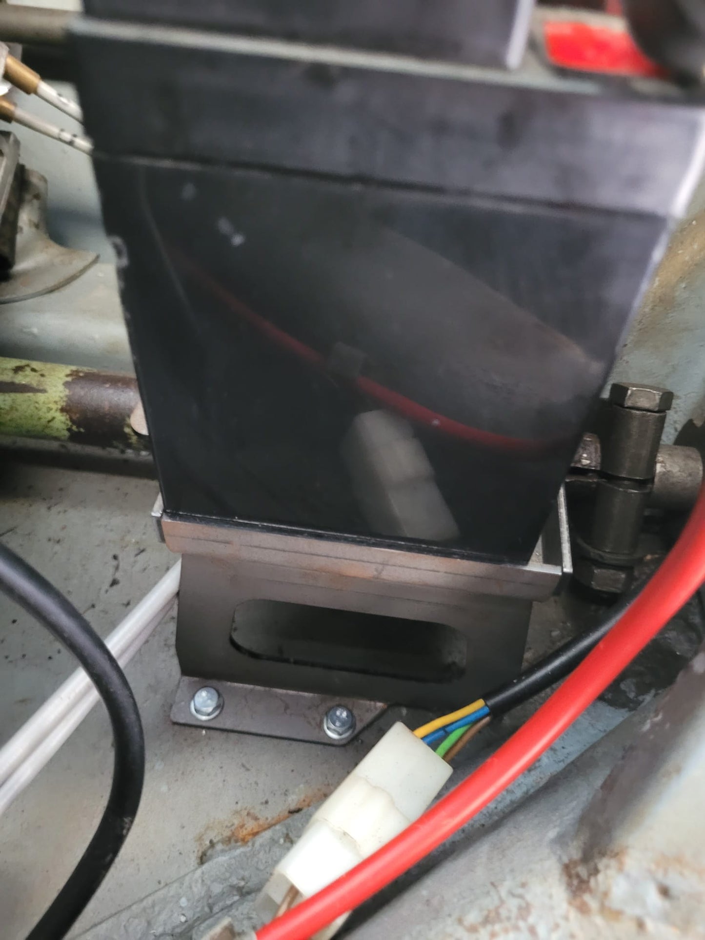 Batteriehalter für Piaggio Ape AD 6V