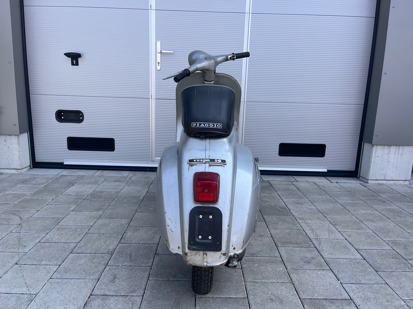 Vespa V50 R O-Lack Ez. 1974