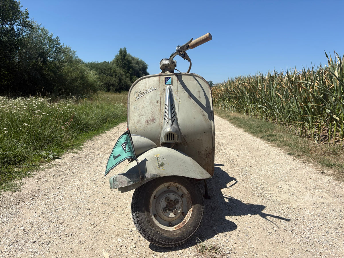Vespa VM Faro Basso Bj. 1954 OLack