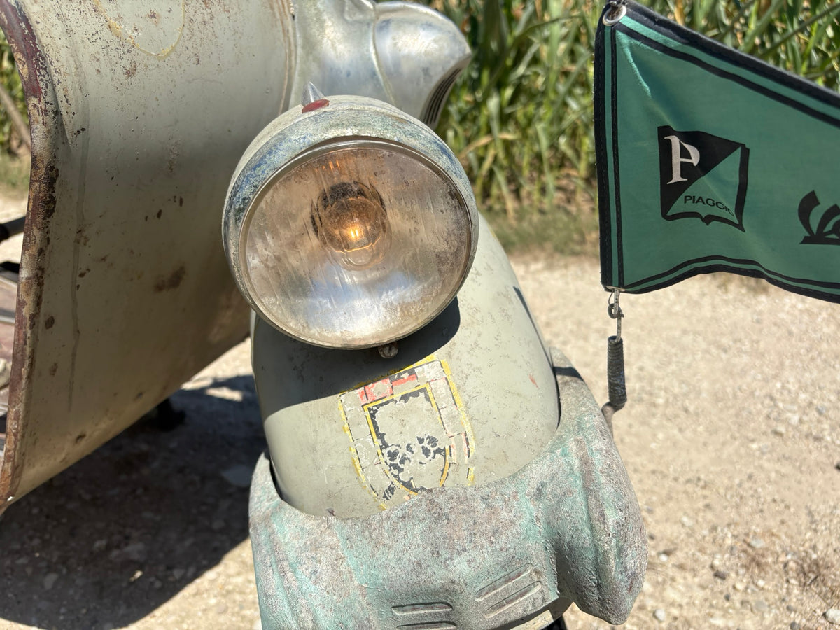 Vespa VM Faro Basso Bj. 1954 OLack