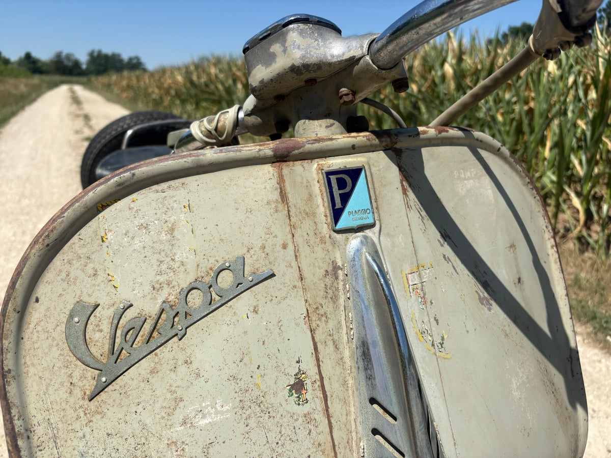 Vespa VM Faro Basso Bj. 1954 OLack